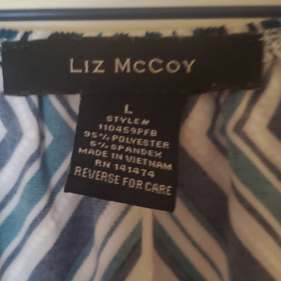 Shirt - Picture 2 of 4